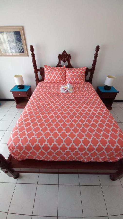 Fisherman'S Inn Hotel Florence Hall ภายนอก รูปภาพ