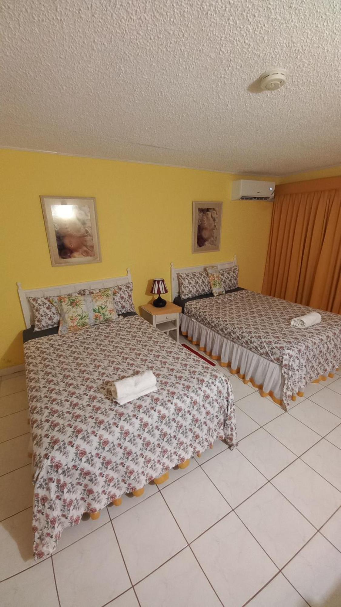Fisherman'S Inn Hotel Florence Hall ภายนอก รูปภาพ